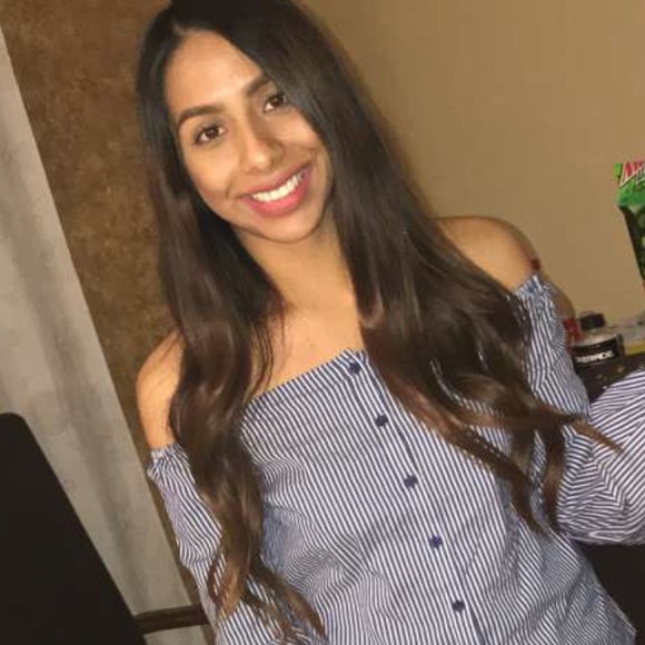 Meet your Posher, Crystal - Picture 1 of 1